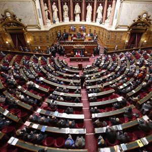 Le Sénat approuve une surprime &lsquo;émeutes&rsquo; pour financer le surcoût des violences urbaines