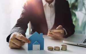 Les garanties essentielles et conseils malins pour réduire le coût de votre assurance habitation